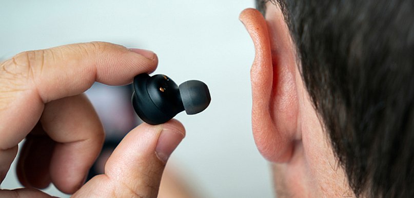 Uzależnieni od hałasu (MediaRoom)