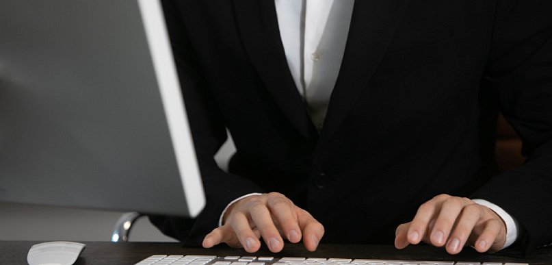 OLX Praca pomaga kandydatom znaleźć pracę i udostępnia nowe narzędzia AI zwiększaj