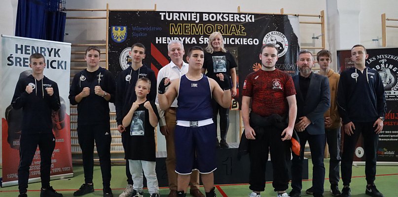 Fotorelacja II: II Memoriał Henryka Średnickiego. Turniej Bokserski w Myszkowie - 58793