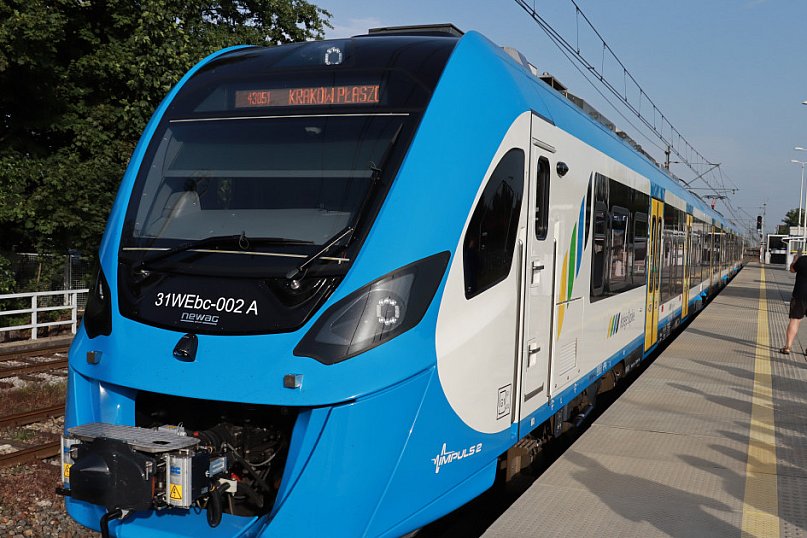 Fotorelacja: Inauguracyjny przejazd pociągu Częstochowa Kraków przez Poraj