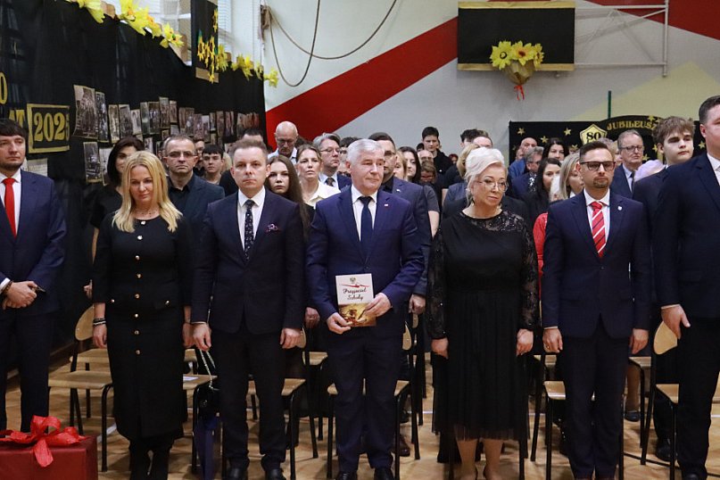 Fotorelacja II: Odsłonięcie Pomnika i Jubileusz ZS w Żarkach