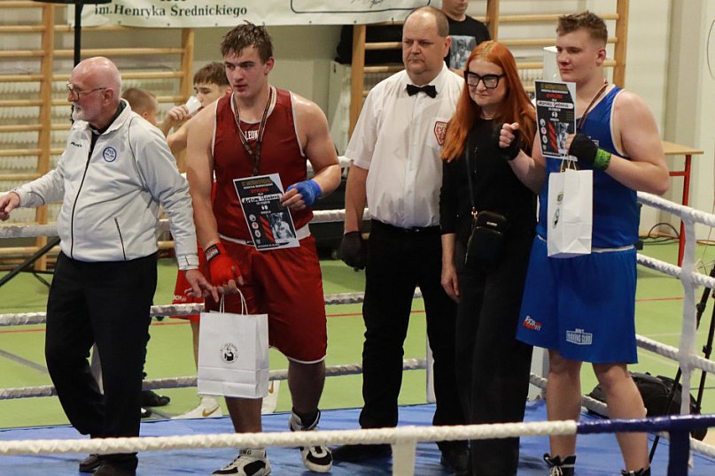 Fotorelacja IV: II Memoriał Henryka Średnickiego. Turniej Bokserski w Myszkowie