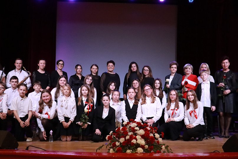 Fotorelacja II: Obchody 107. ROCZNICY ODZYSKANIA NIEPODLEGŁOŚCI na rynku w Koziegłowach