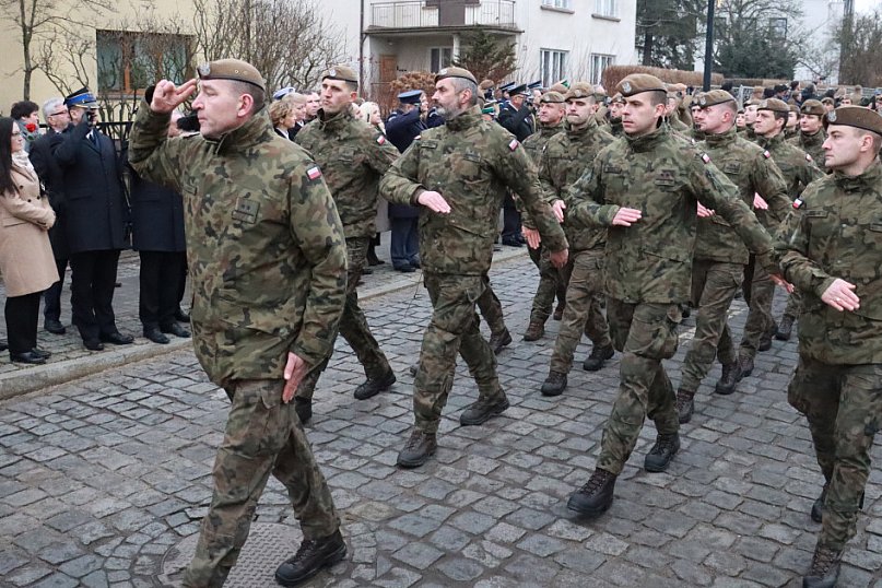 Fotorelacja: Defilada 13. Śląskiej Brygady Obrony Terytorialnej w Myszkowie