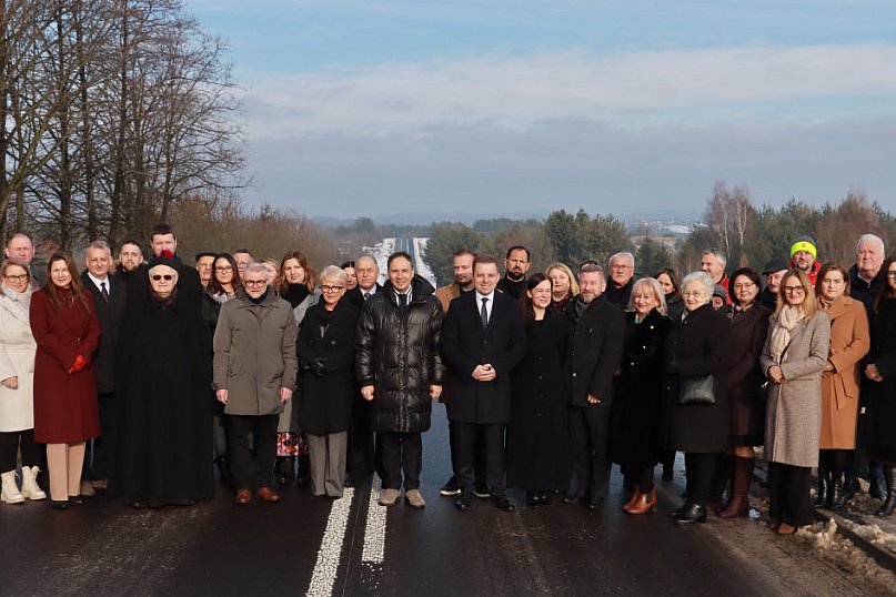 Fotorelacja: Uroczystość otwarcia drogi Choroń - Biskupice