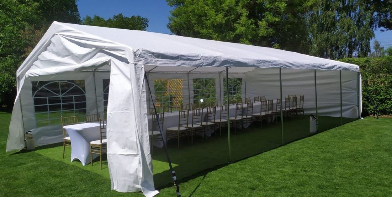 Jak wielkość namiotu wpływa na komfort gości i przebieg imprezy