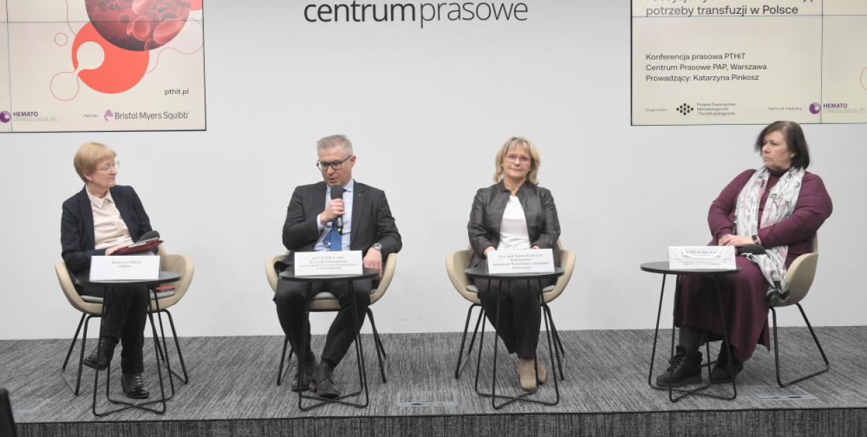 Hematolodzy: krew jest lekiem, którego będziemy potrzebować więcej. Nie da się go