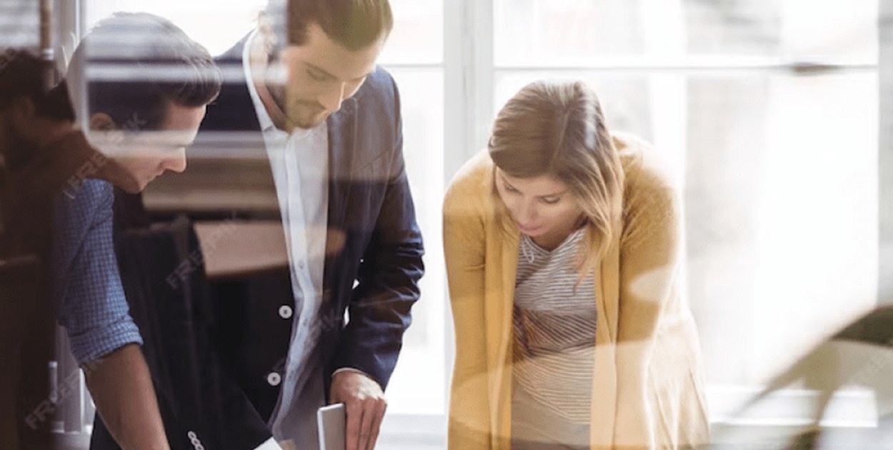 Proces uzyskania karty pobytu — dlaczego warto postawić na wsparcie ekspertów?