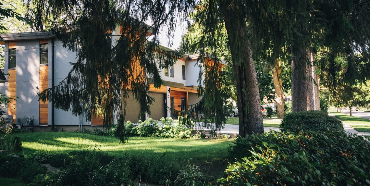 Najczęstsze błędy przy sprzedaży nieruchomości – czego unikać jako właściciel?