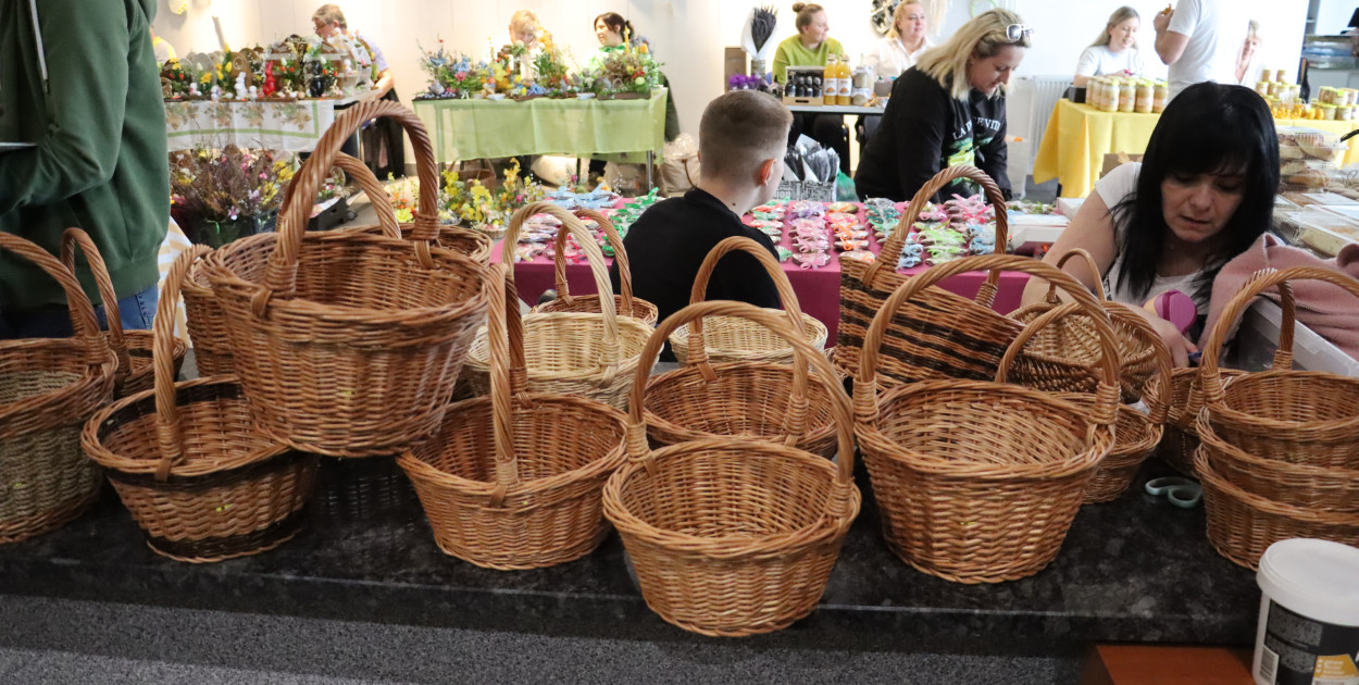 Kiermasz Wielkanocny w MDK Myszkowie – świąteczna atmosfera i lokalne rękodzieło